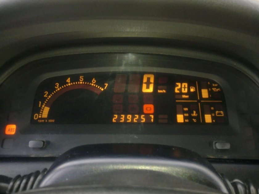 Opel Vectra приборная панель