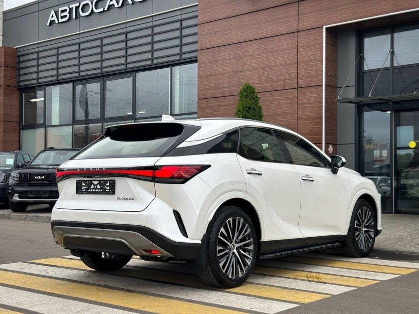 Лексус 350 2023