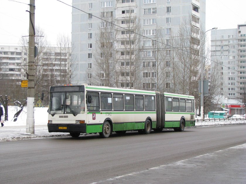 Икарус 435