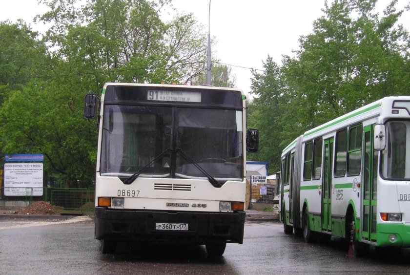 Ikarus 435 Москва
