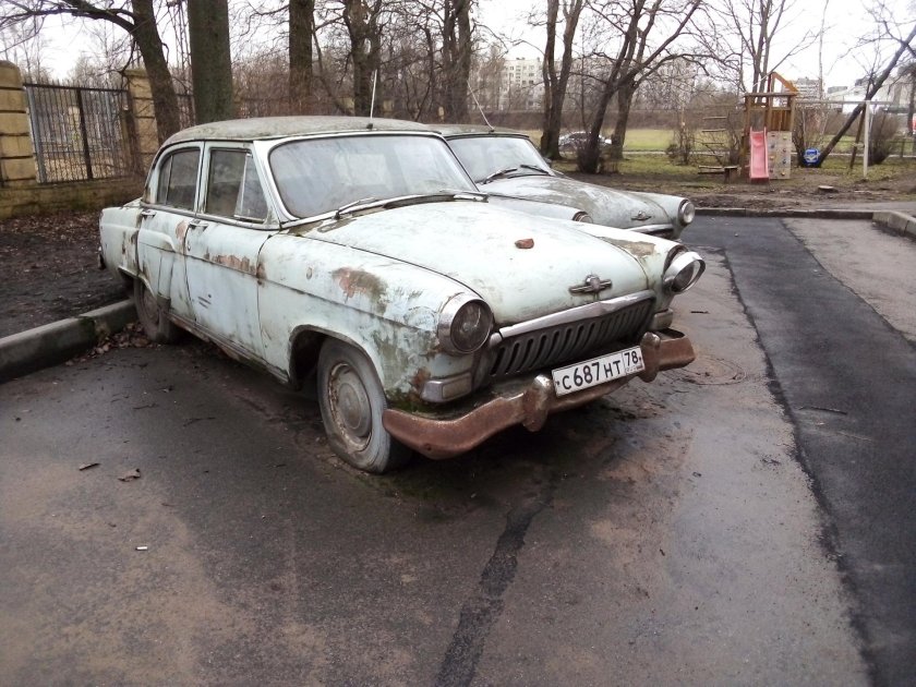 Заброшенные автомобили Москва 2003