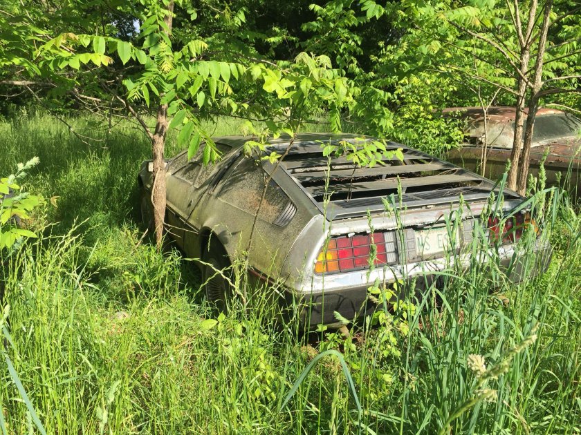 DELOREAN DMC-12 заброшенные