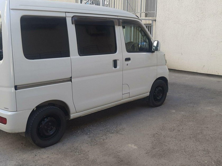 Дайхатсу хайджет 2012