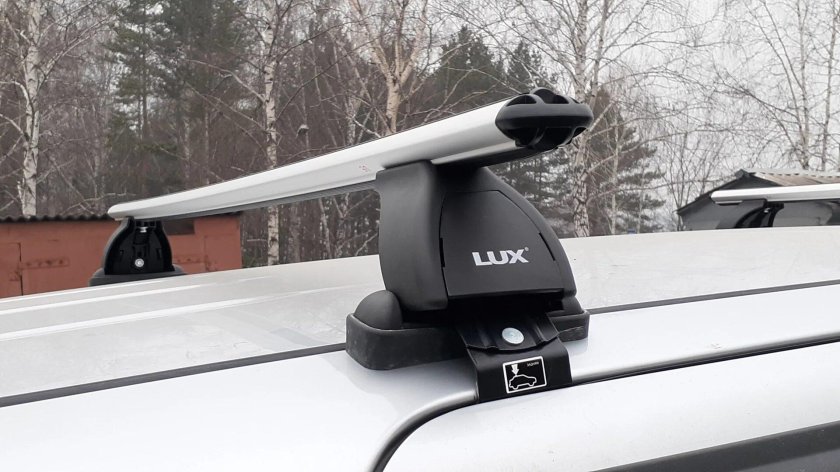 Багажник Lux Toyota Sienta