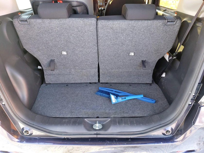 Ниссан дейз багажник