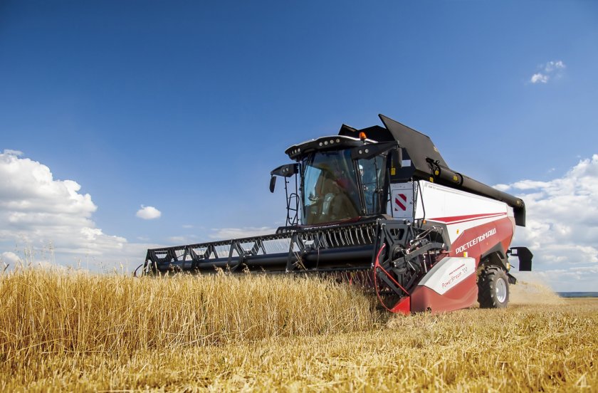 Зерноуборочный комбайн ростсельмаш