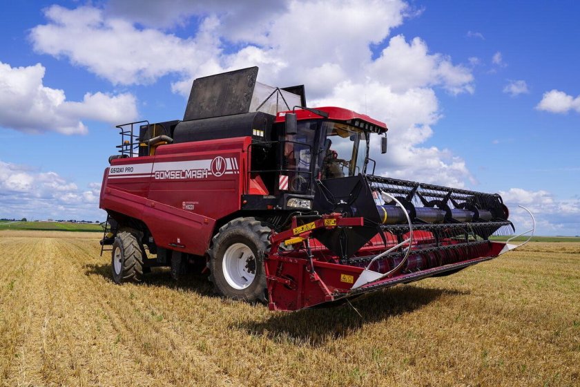 Палессе комбайн