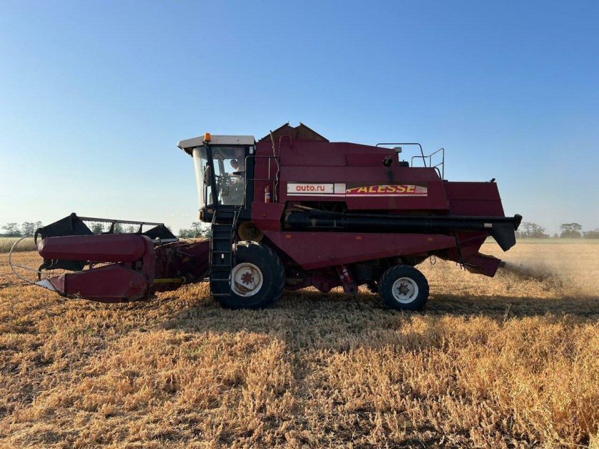 Зерноуборочный комбайн полесье gs10