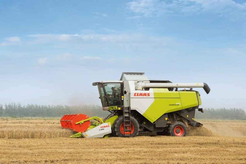 CLAAS Dominator 370