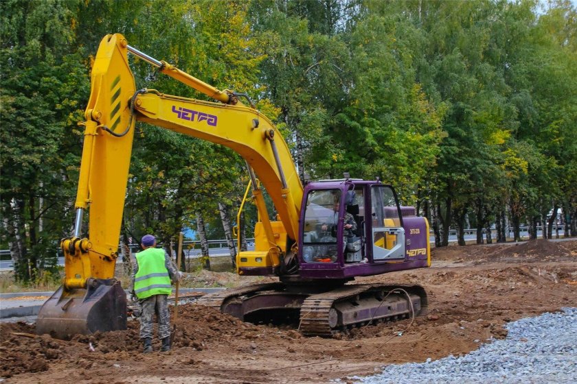 Гусеничные экскаваторы