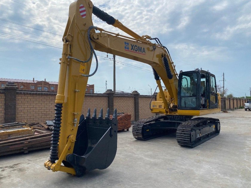 Гусеничные экскаваторы