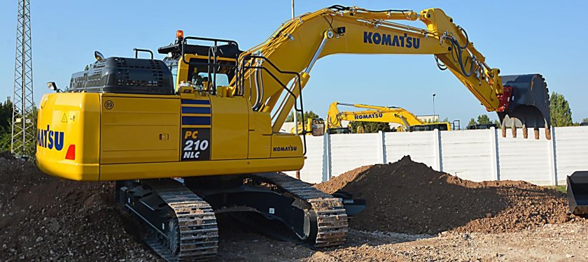 Komatsu pc210nlc-8