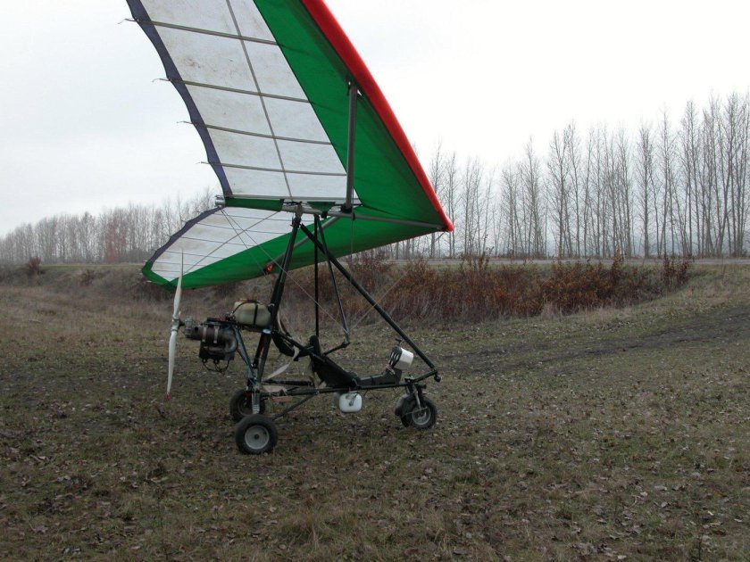 Мотодельтаплан Ларос 010