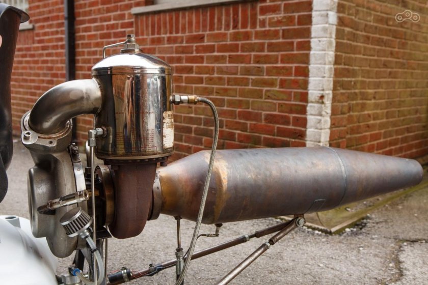 Мотокомпрессорный воздушно-реактивный двигатель