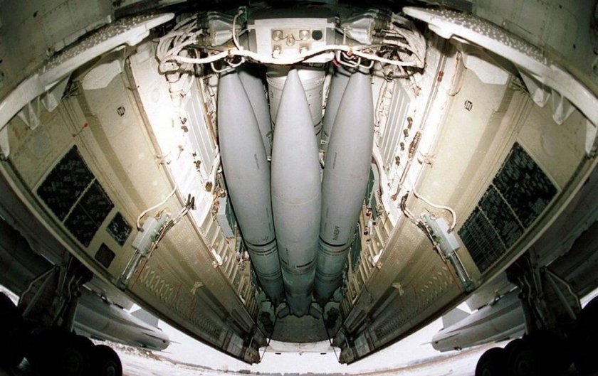 Ту-22м3 бомболюк