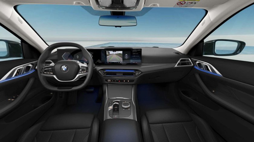 New 2023 bmw 3 interior