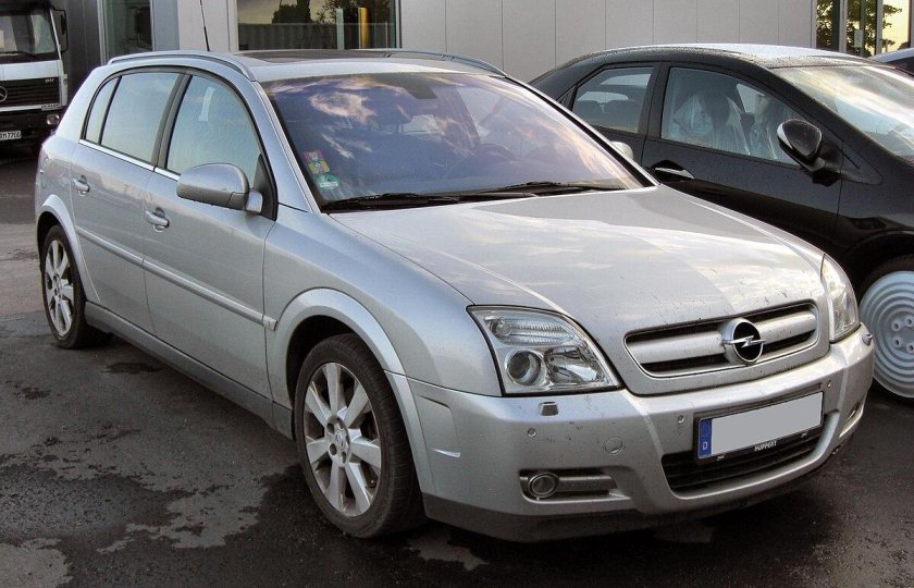 Opel Signum 2004