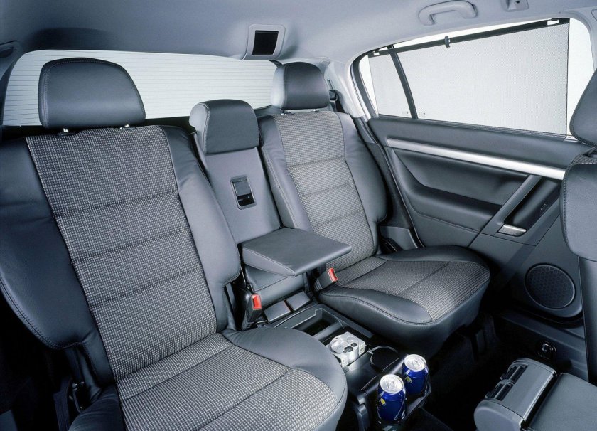 Opel Signum 2003 салон