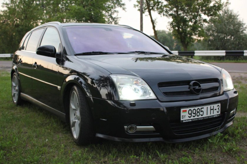 Opel Signum Black 3.2