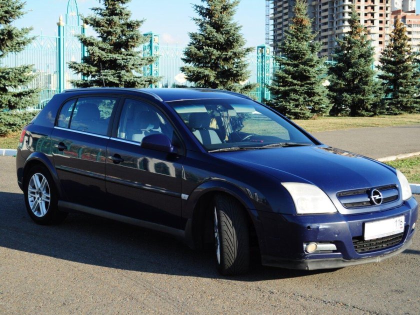 Opel Signum 2003