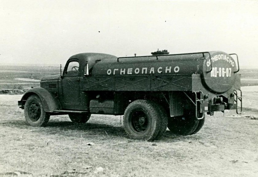 ЗИЛ 164 молоковоз