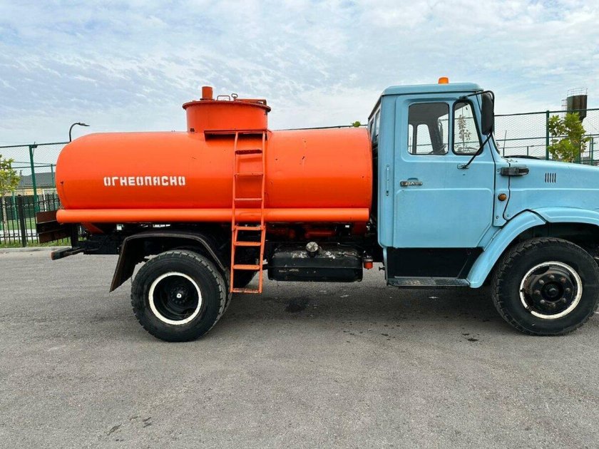 Автотопливозаправщик зил-433362