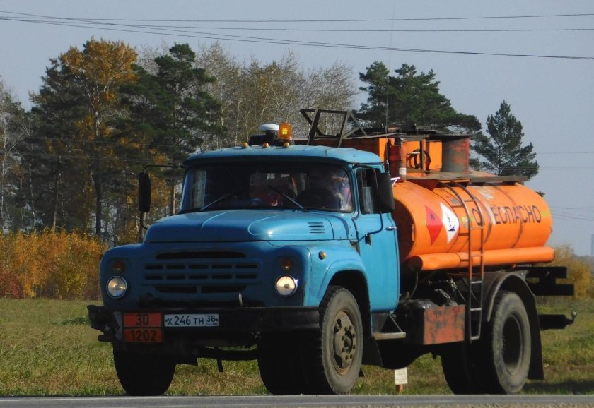 ЗИЛ 131 бензовоз