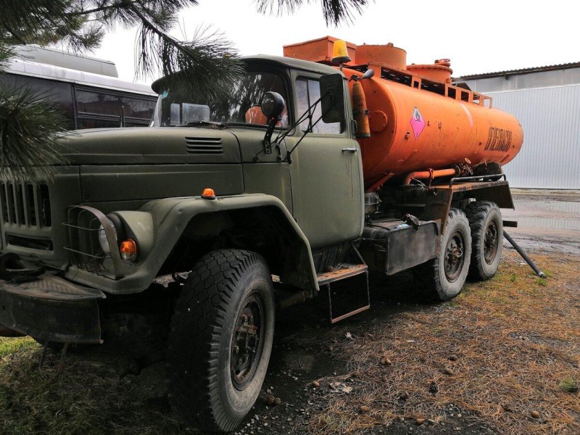 Зил 131 топливозаправщик