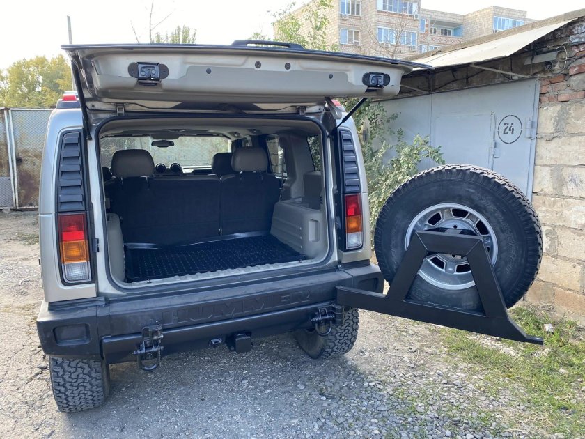 Коврик в багажник Hummer h2