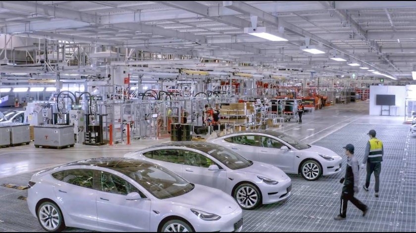 Завод Tesla Gigafactory