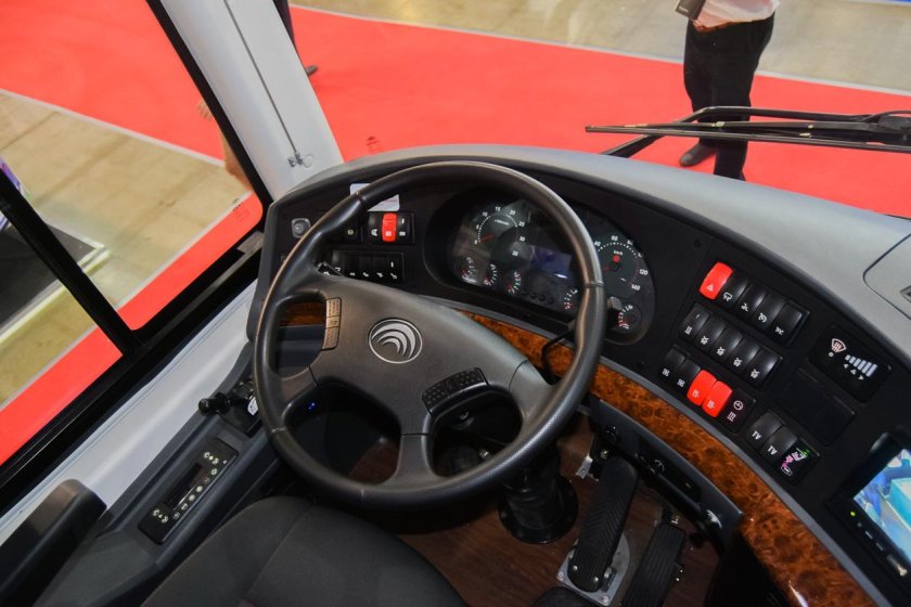 Yutong zk6122h9 салон