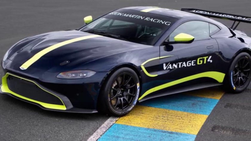 Aston martin gt4