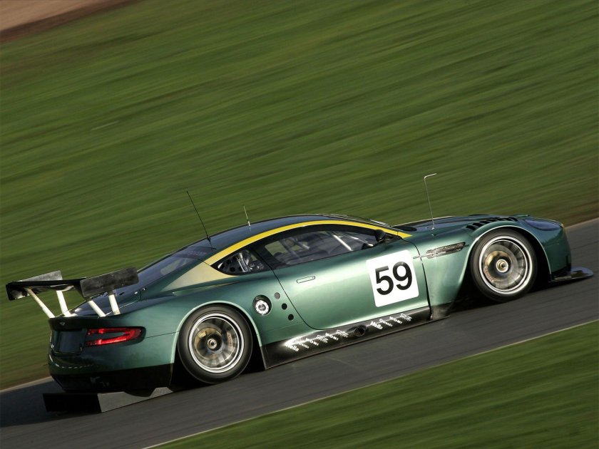Aston Martin dbr9 gt1