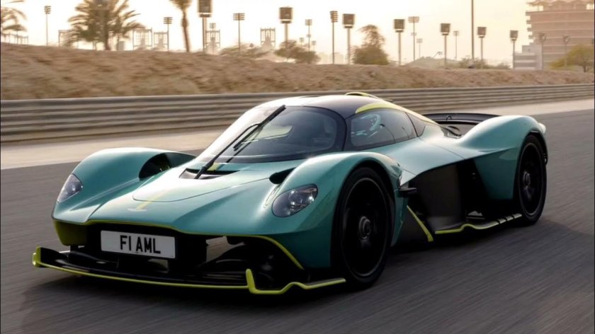Aston martin valkyrie amr pro