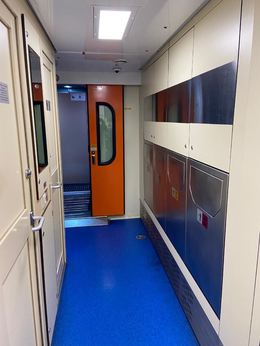 Италмас поезд двухэтажный