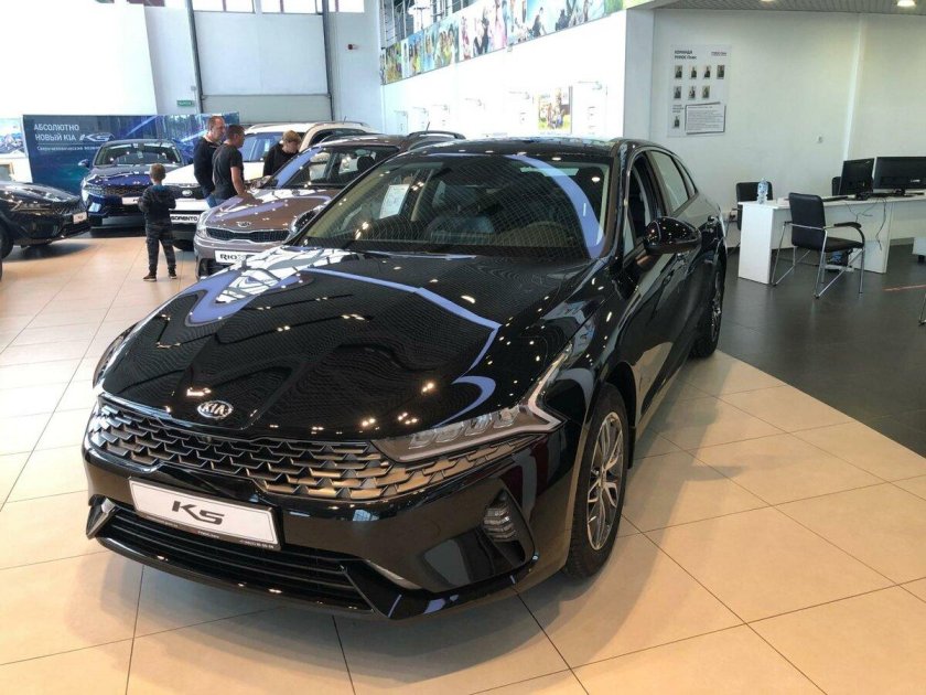 Kia k5 2020 черная