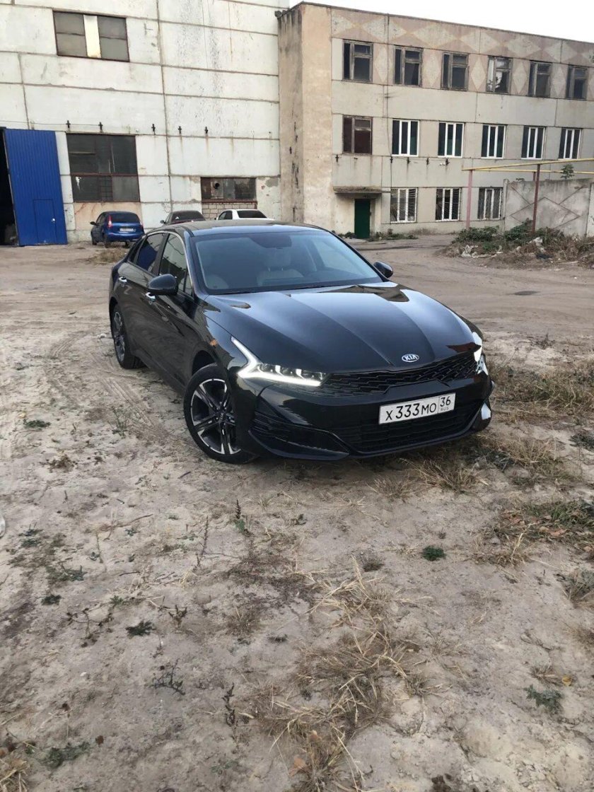Kia k5 черная