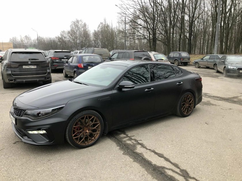 Kia Optima k5 черная