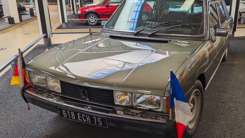 Пежо 604 лимузин