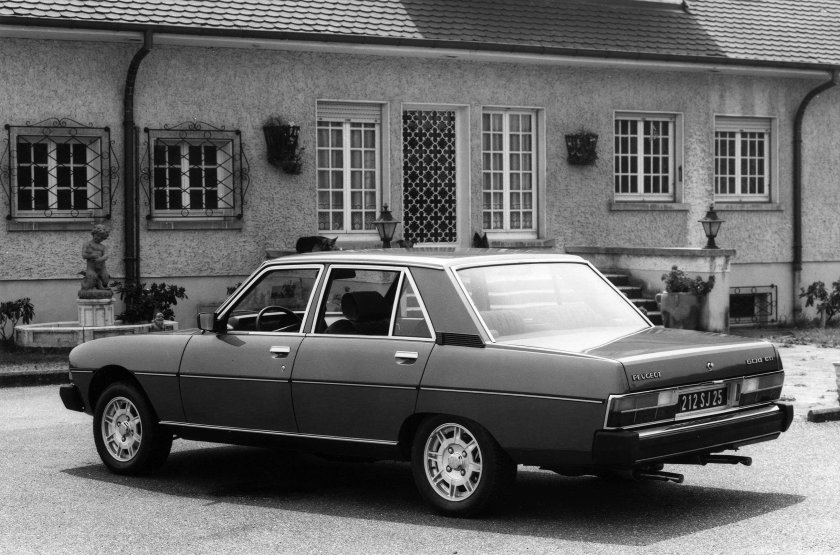 Peugeot 604