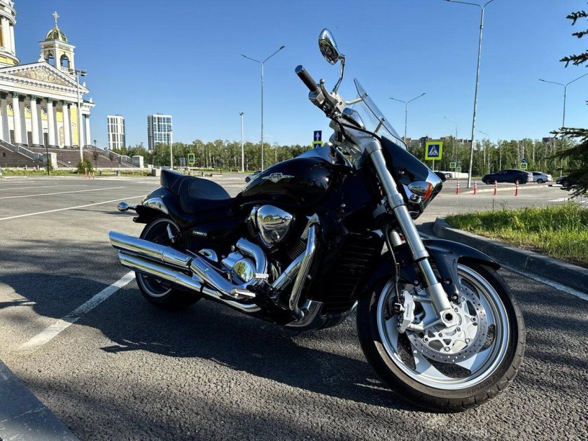 Мотоцикл suzuki intruder