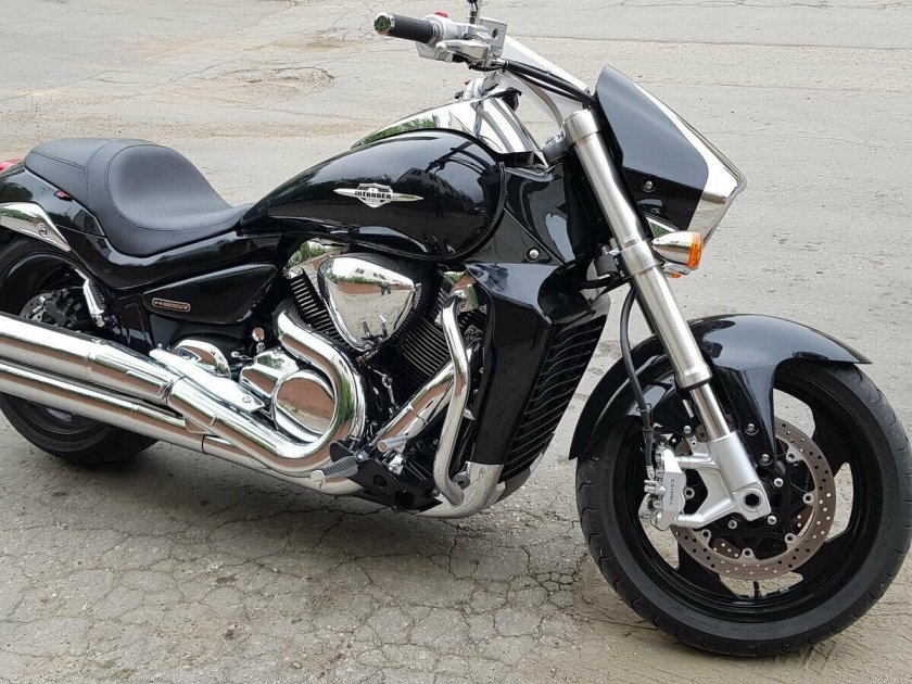 Suzuki boulevard m109r