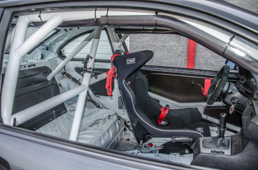 BMW m3 GTR салон