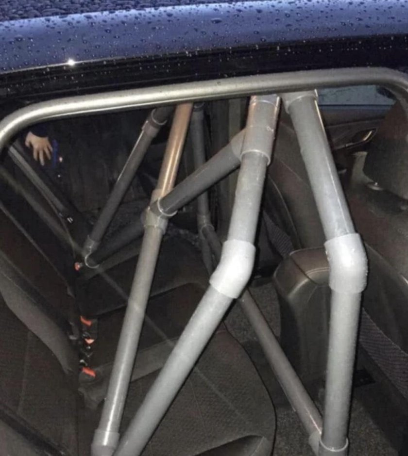 Каркас безопасности ВАЗ 2105 болтовой