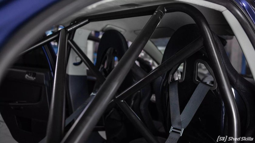 Каркас безопасности в Лансер