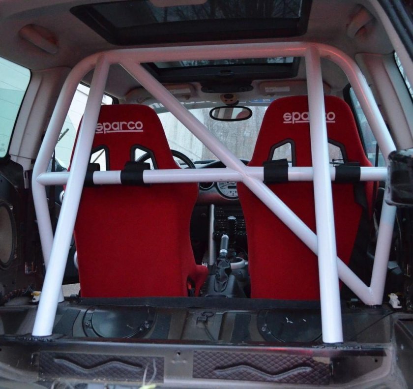 Мини Купер ролл бар