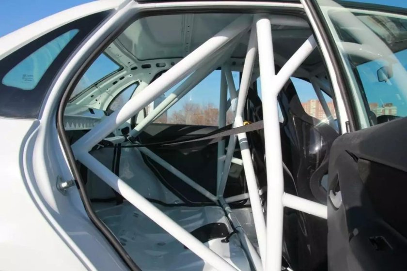 Каркас безопасности ВАЗ Веста