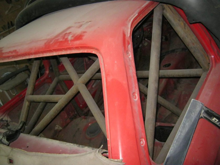 Каркас безопасности w208