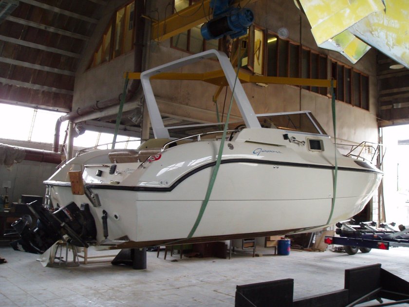 Корпус катера