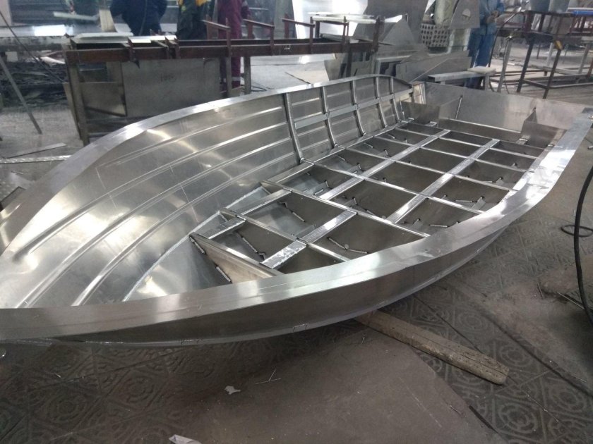 Лодка алюминиевая сварная 3м